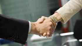 Radical new devolution offer needed in England, thinktank says