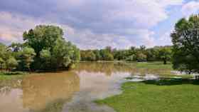 Independent review of government handling of floods needed