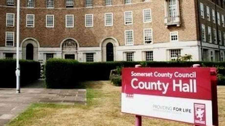 Somerset CC's unpaid leave plan blasted by Unite union 