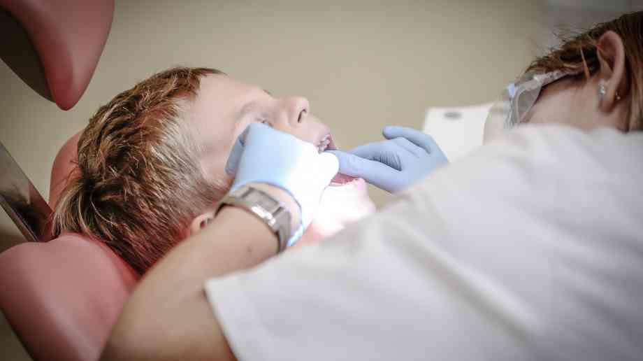 Dentist